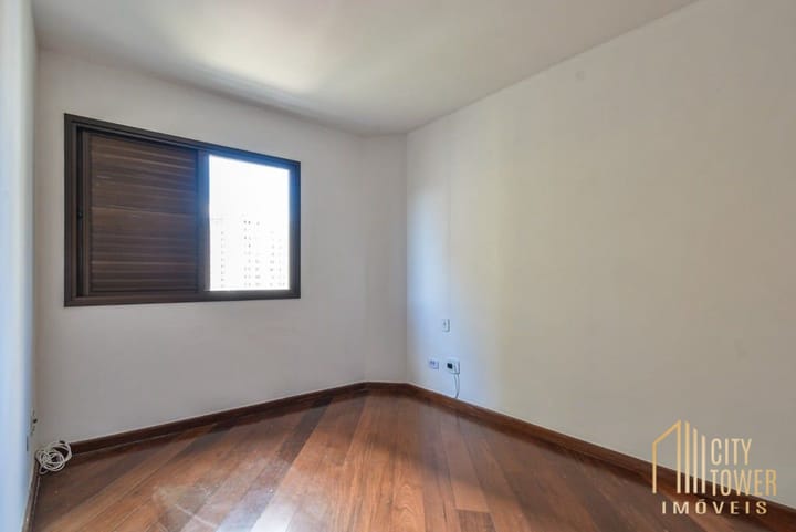 Apartamento à venda com 3 quartos, 105m² - Foto 5