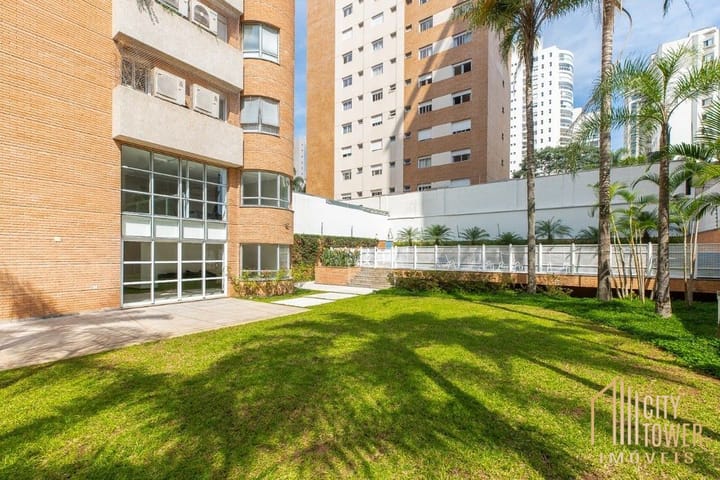 Apartamento à venda com 3 quartos, 243m² - Foto 29