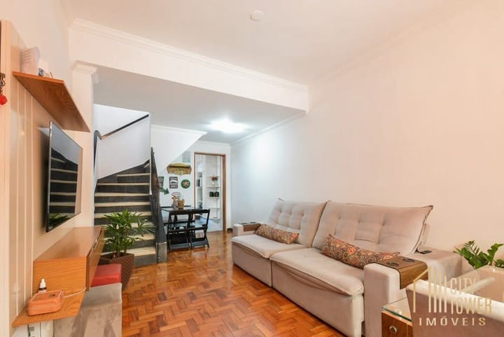 Casa à venda com 3 quartos, 140m² - Foto 1