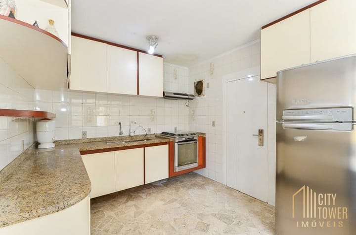 Casa à venda com 5 quartos, 273m² - Foto 11