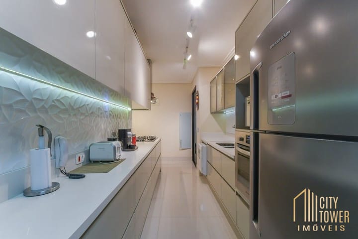 Apartamento à venda com 1 quarto, 70m² - Foto 16