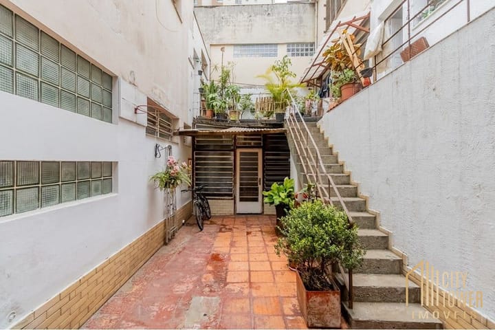 Casa à venda com 6 quartos, 239m² - Foto 34