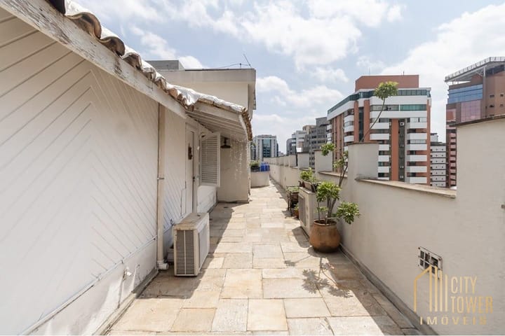 Apartamento à venda com 3 quartos, 482m² - Foto 4