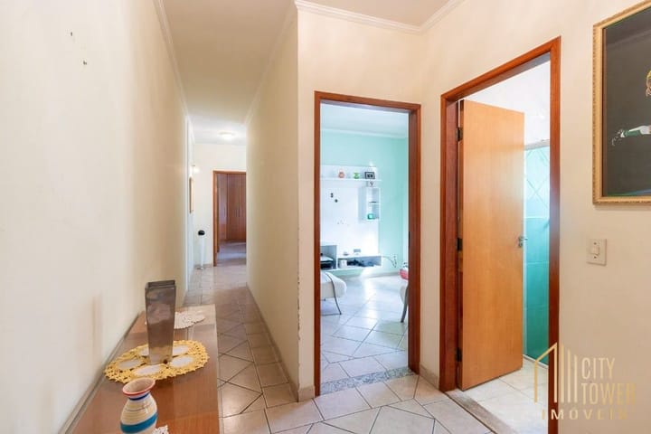 Casa à venda com 4 quartos, 200m² - Foto 38