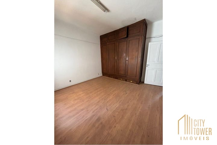 Casa à venda com 4 quartos, 335m² - Foto 22