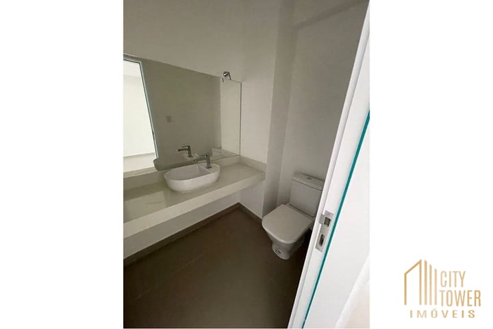 Apartamento à venda com 3 quartos, 137m² - Foto 9