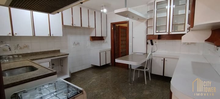 Apartamento à venda com 4 quartos, 176m² - Foto 7