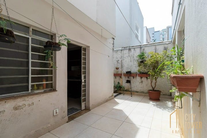 Casa à venda com 4 quartos, 200m² - Foto 36