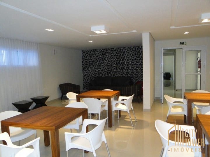 Apartamento à venda com 2 quartos, 68m² - Foto 5