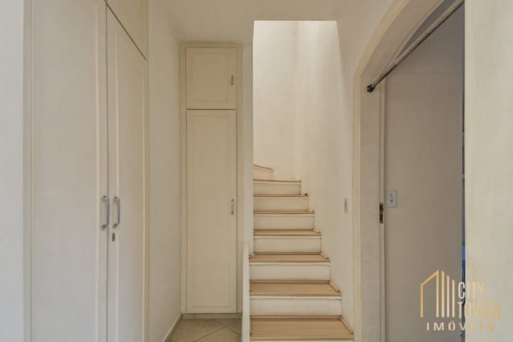 Casa à venda com 3 quartos, 190m² - Foto 17