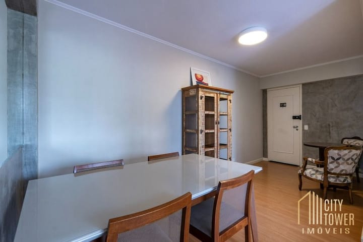 Apartamento à venda com 1 quarto, 60m² - Foto 33