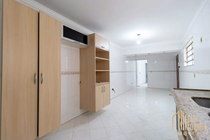 Casa à venda com 3 quartos, 240m² - Foto 11