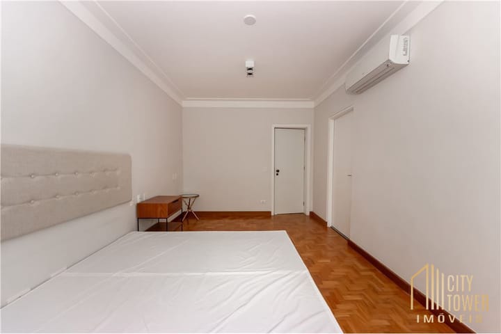 Apartamento à venda com 3 quartos, 198m² - Foto 18