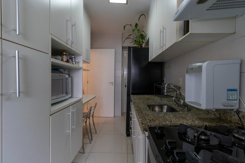 Apartamento à venda com 3 quartos, 94m² - Foto 29