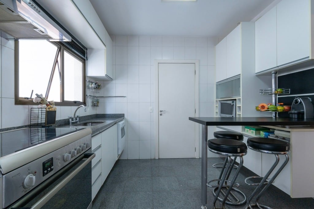 Apartamento à venda com 3 quartos, 126m² - Foto 11