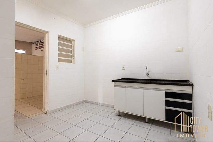 Casa à venda com 3 quartos, 200m² - Foto 11