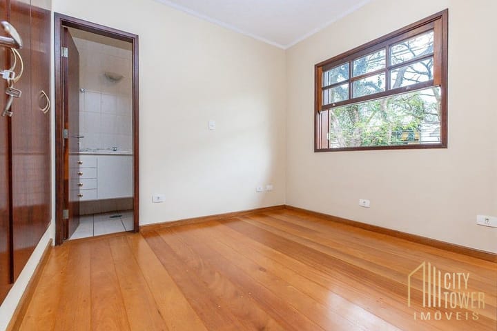 Casa à venda com 3 quartos, 220m² - Foto 18