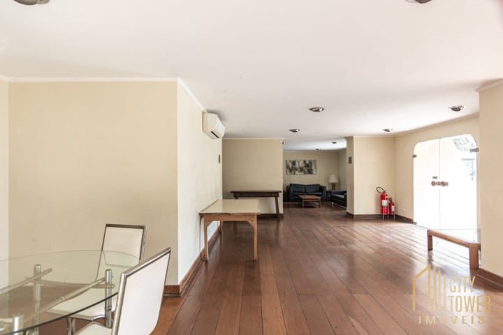 Apartamento à venda com 2 quartos, 70m² - Foto 35