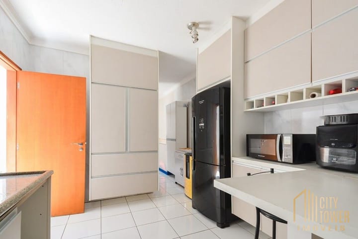 Casa à venda com 4 quartos, 214m² - Foto 43