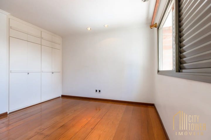 Apartamento à venda com 4 quartos, 425m² - Foto 8