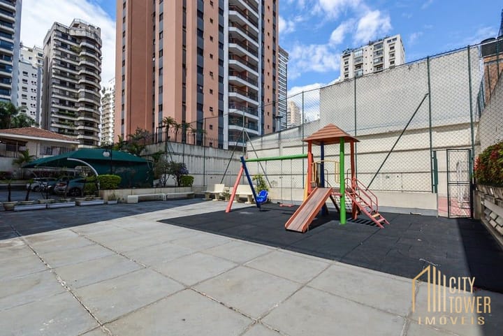 Apartamento à venda com 3 quartos, 111m² - Foto 19