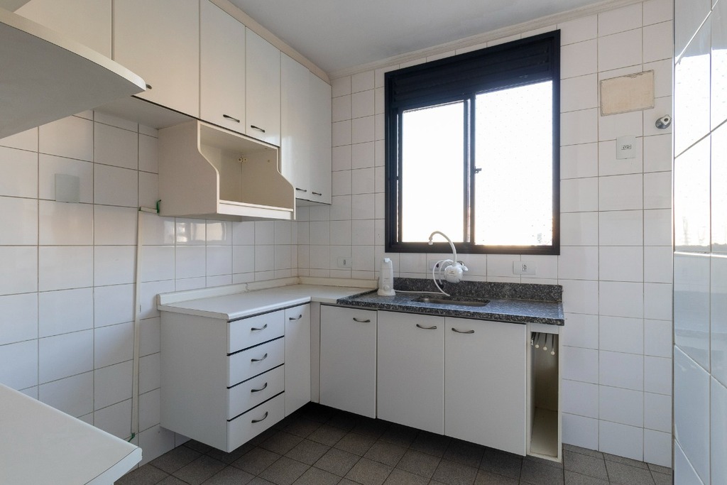 Apartamento à venda com 2 quartos, 57m² - Foto 21