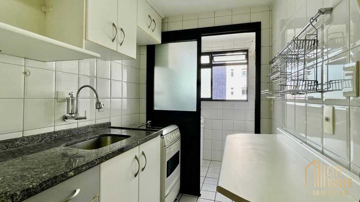 Apartamento à venda com 1 quarto, 41m² - Foto 26