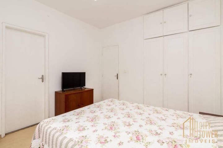 Casa à venda com 3 quartos, 180m² - Foto 4