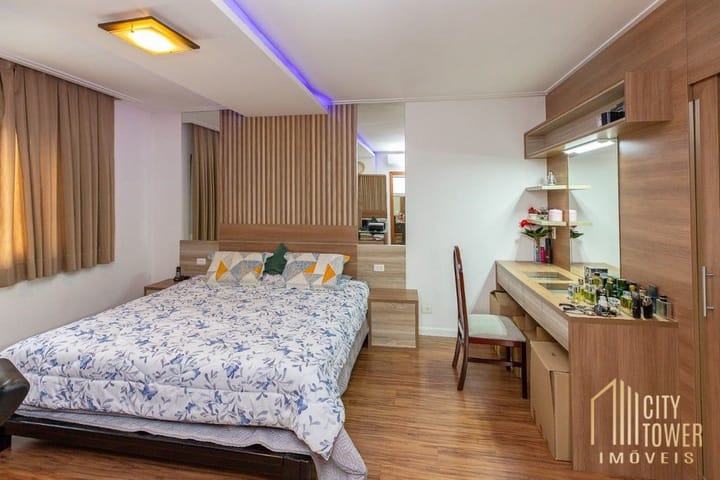 Casa à venda com 3 quartos, 320m² - Foto 16