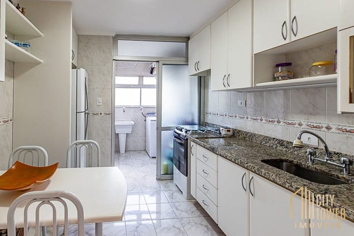 Apartamento à venda com 2 quartos, 67m² - Foto 18