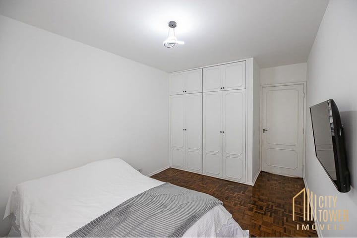 Apartamento à venda com 3 quartos, 105m² - Foto 3