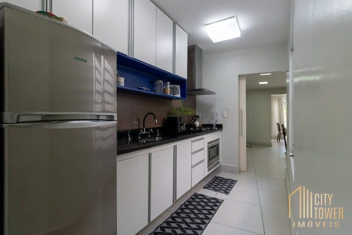 Casa à venda com 3 quartos, 220m² - Foto 33