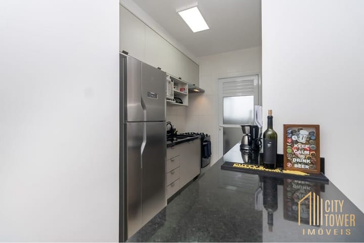 Apartamento à venda com 2 quartos, 65m² - Foto 9