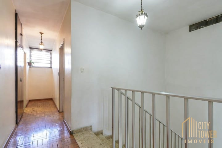 Casa à venda com 4 quartos, 242m² - Foto 14