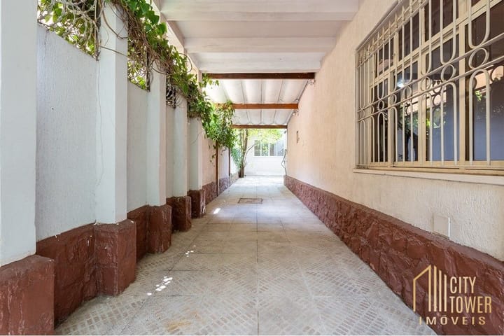 Casa à venda com 3 quartos, 200m² - Foto 25