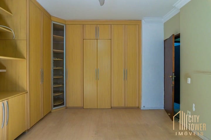 Apartamento à venda com 3 quartos, 175m² - Foto 7