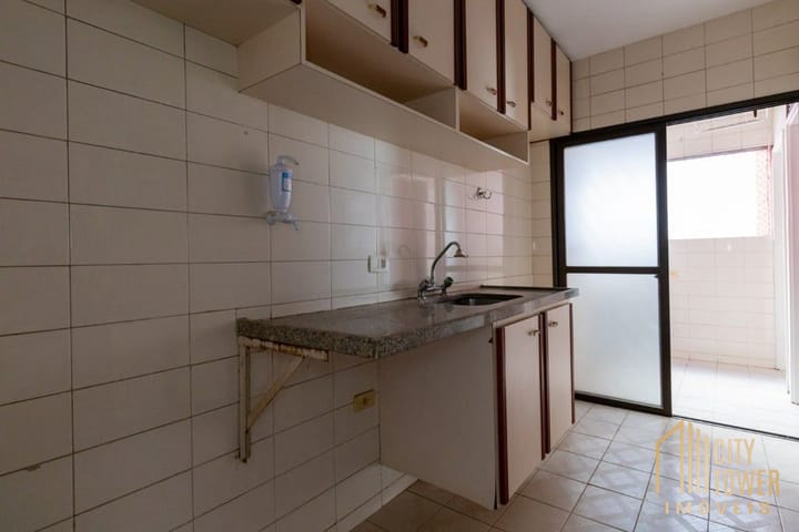 Apartamento à venda com 3 quartos, 82m² - Foto 5