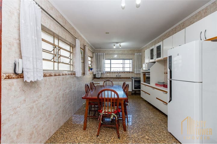 Casa à venda com 3 quartos, 196m² - Foto 14