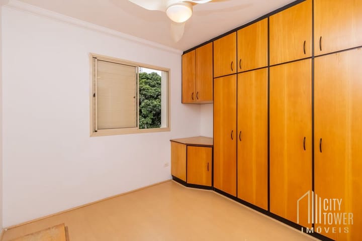 Apartamento à venda com 2 quartos, 66m² - Foto 2