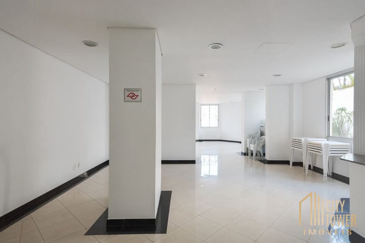 Apartamento à venda com 1 quarto, 45m² - Foto 18