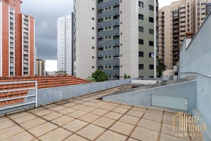 Casa à venda com 3 quartos, 243m² - Foto 16