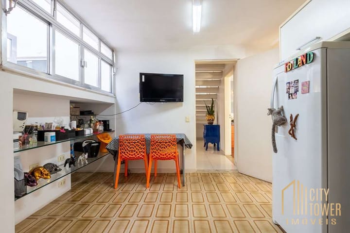 Casa à venda com 4 quartos, 270m² - Foto 18