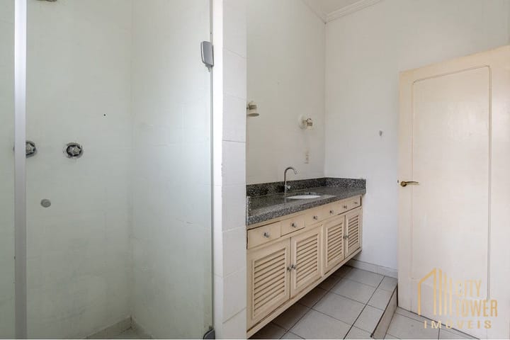 Casa à venda com 3 quartos, 200m² - Foto 8