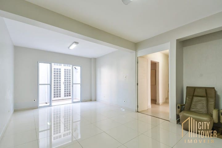 Casa à venda com 4 quartos, 205m² - Foto 32