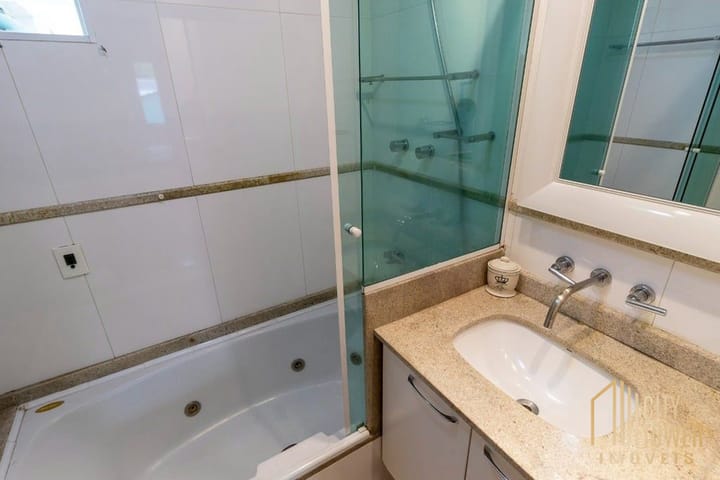 Apartamento à venda com 2 quartos, 80m² - Foto 21