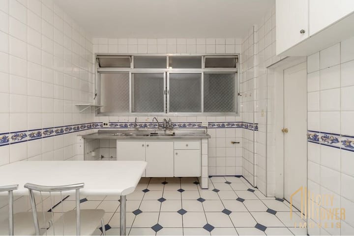 Apartamento à venda com 4 quartos, 198m² - Foto 30