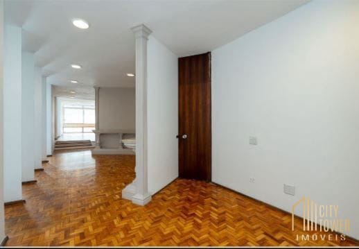 Apartamento à venda com 3 quartos, 200m² - Foto 16