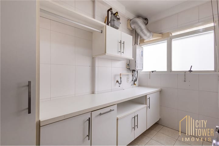 Apartamento à venda com 3 quartos, 198m² - Foto 17