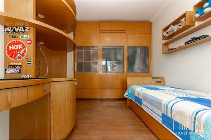 Apartamento à venda com 4 quartos, 198m² - Foto 40