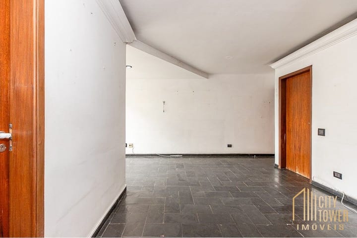 Apartamento à venda com 2 quartos, 62m² - Foto 3